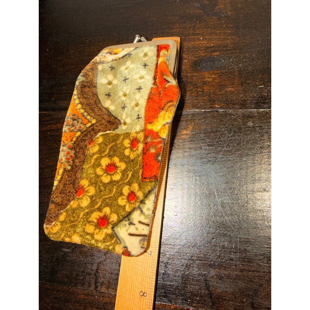 Vintage Floral Tapestry Kiss Lock Case Retro 70's Patchwork Velvet Pouch - Picture 4 of 5